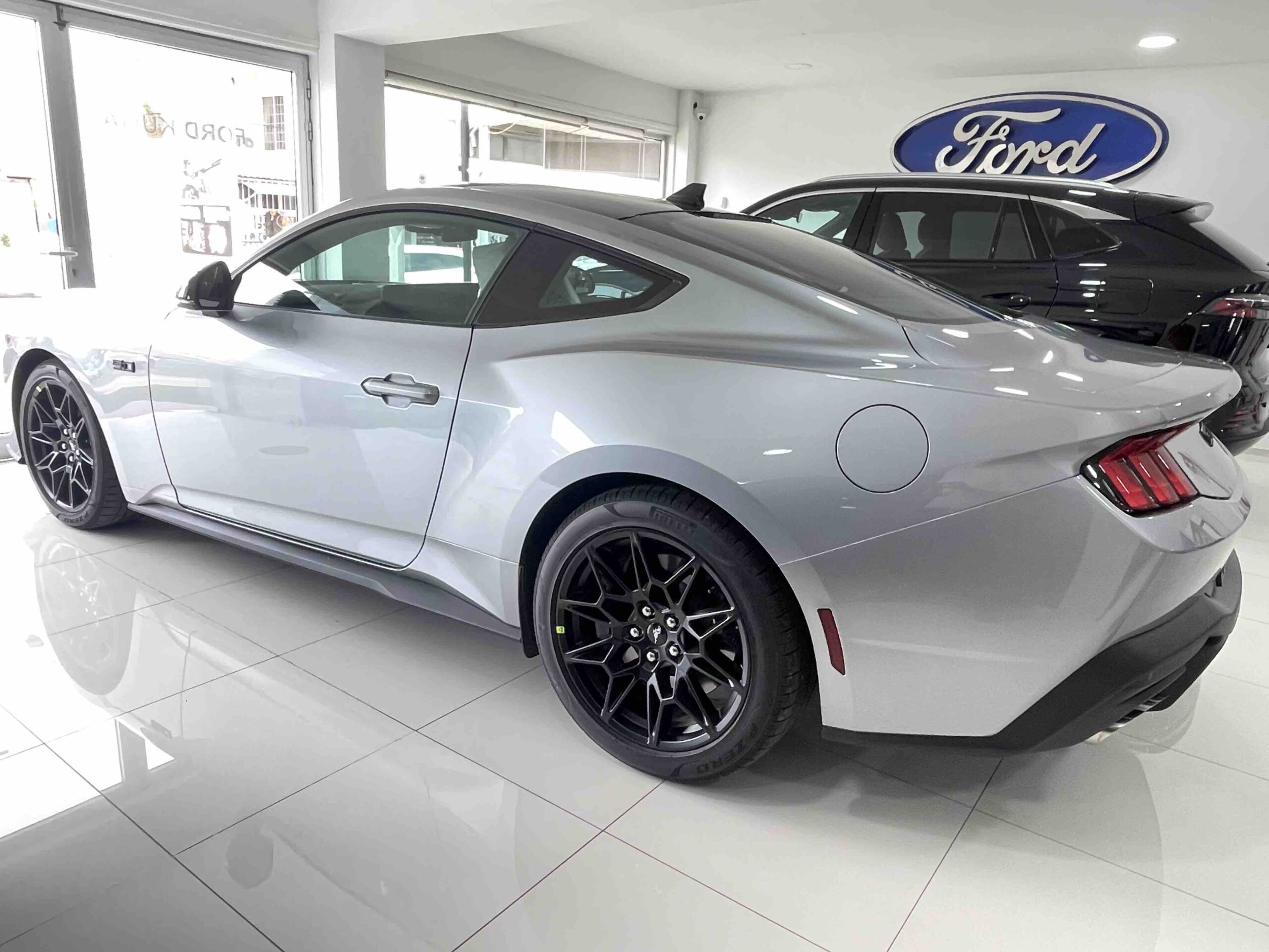 
								Mustang GT 5.0 S650 full									
