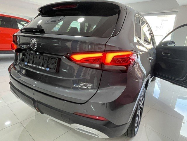 
								MG ZS HYBRID PLUS TROPHY 197 PS full									